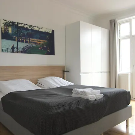 Daire 2-br W A Balcony In Frederiksberg C - 189 Kopenhag